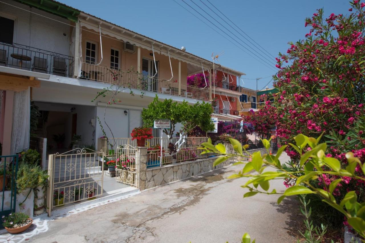 Villa Ferendinoy - Ferendinoy Dionisia نيدري المظهر الخارجي الصورة