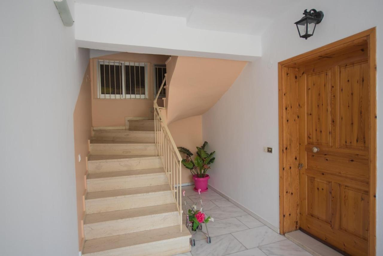Villa Ferendinoy - Ferendinoy Dionisia نيدري المظهر الخارجي الصورة
